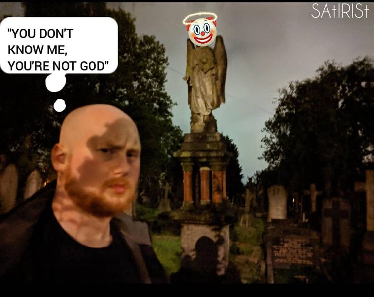 File:SAt-meme-copper-clown-statue.jpg